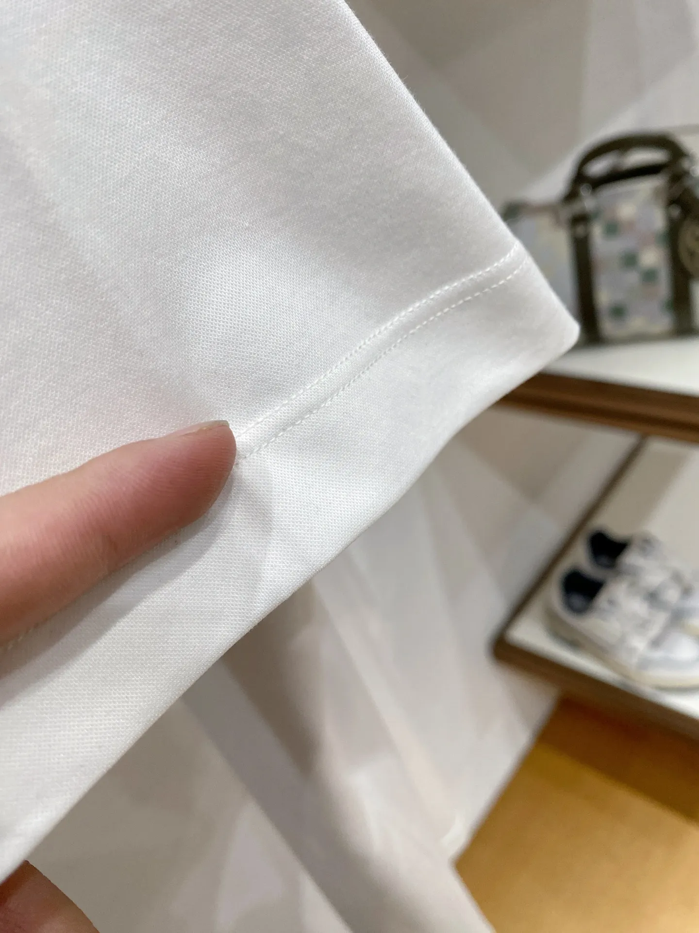 LP T ， + ， ， ， 。 Sizes：M-3XL